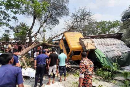 ঝালকাঠিতে নিহতের পরিবার পাবে ৫ লাখ টাকা

