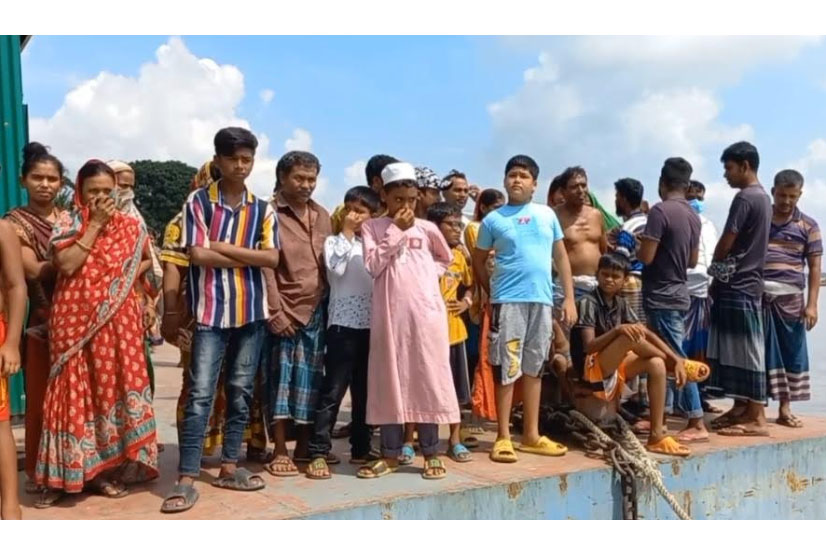 মাদারীপুরের লঞ্চঘাটে আড়িয়াল খাঁ নদে ভেসে উঠল অর্ধগলিত লাশ