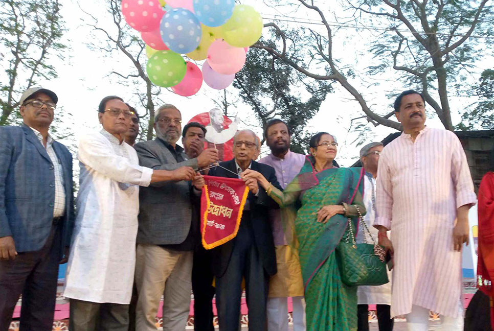 রংপুরে জাতীয় পিঠা উৎসবের উদ্বোধন